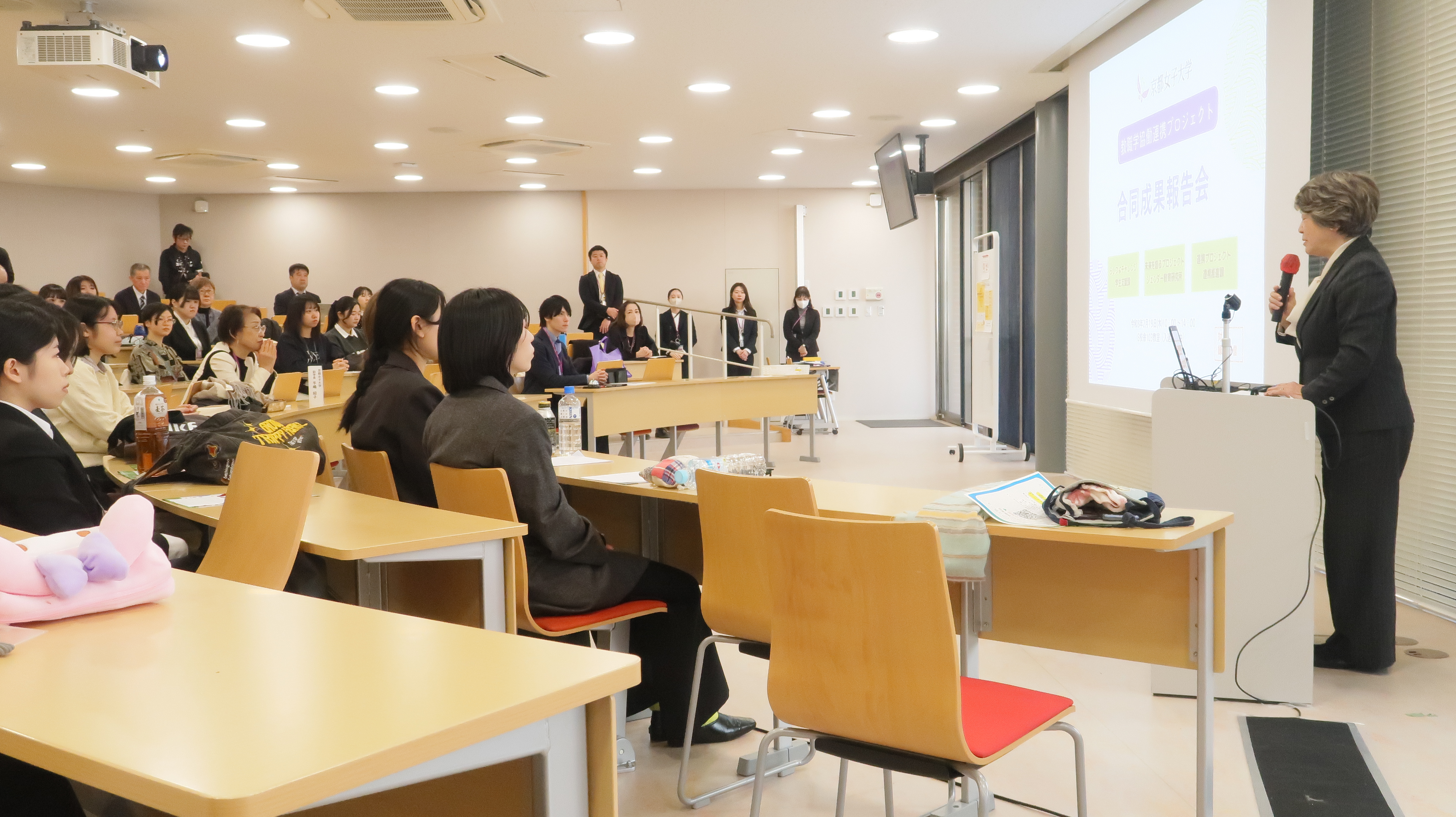 学生の「やってみたい」を、社会とつなぐ学びへ — 教職学協働プロジェクト 合同成果報告会を開催 —のサムネイル