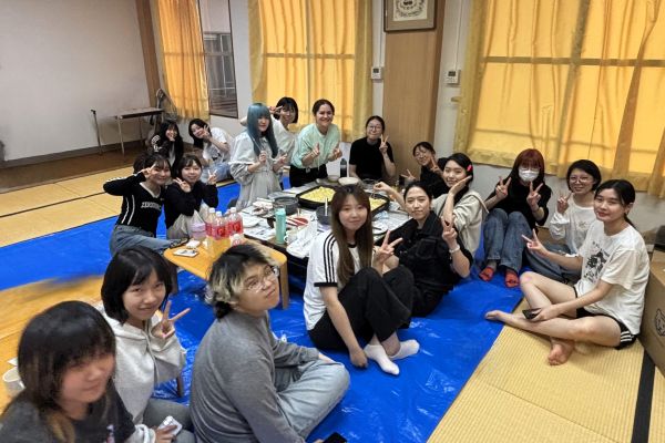 【国際交流課】国際寮KOMATSUでたこ焼きパーティーを開催しましたのサムネイル