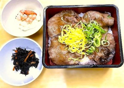 イチオシランチ（牛タン重）※日替わりメニュー